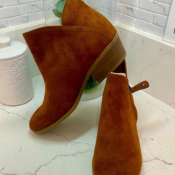 Sonoma cognac colored booties - Picture 6 of 6